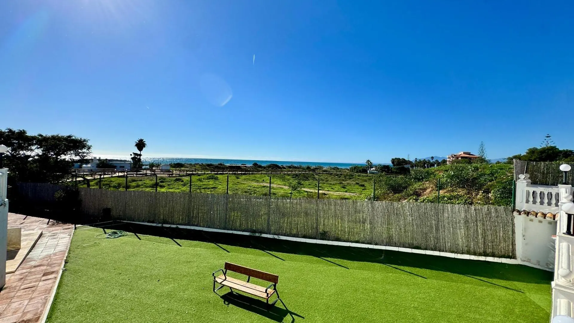 Lunamar Beachfront With Swimming Pool, Football, Tennis, Paddle And Basketball Courts - Eaw Homes 马尔韦利亚 公寓